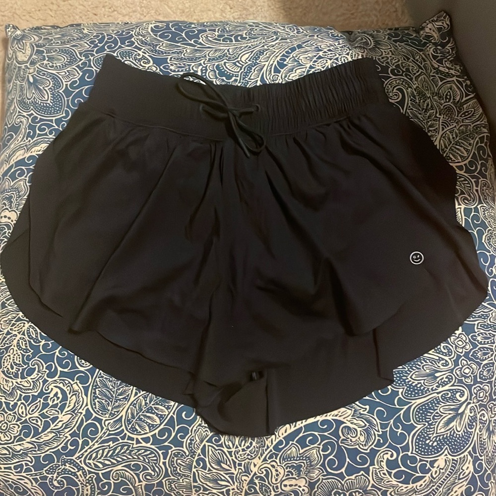 Black Butterfly Shorts (Gilly Hicks)